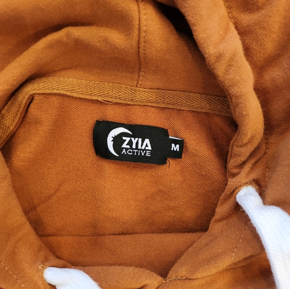 Zyia Camel Knockout Cinch Hoodie - Picture 8 of 10
